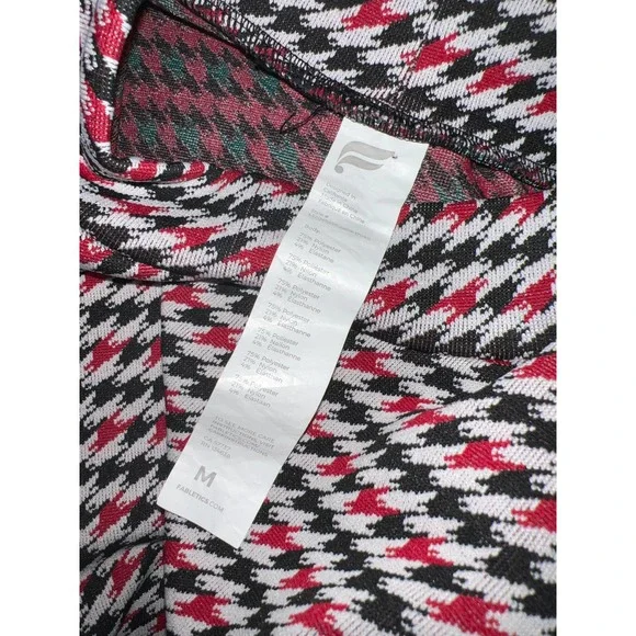 Fabletics Crop Top Size Medium - Picture 3 of 3